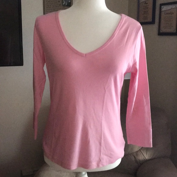 Lilly Pulitzer Tops - Lilly Pulitzer pink V-neck top..Medium